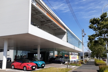 新潟亀田インター店1