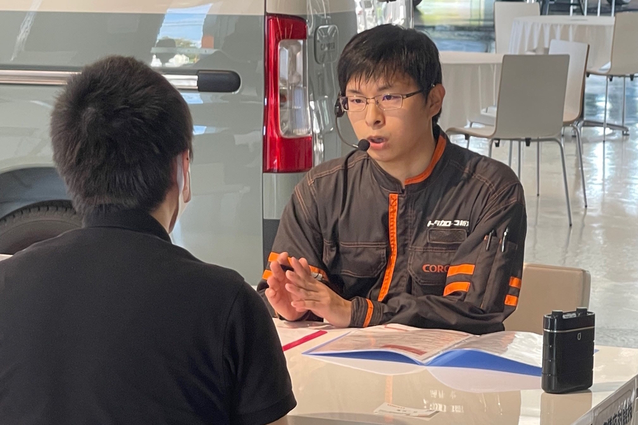 エンジニア写真　3