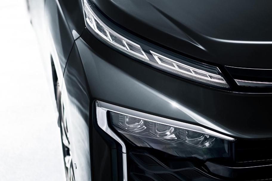 S-Z（ハイブリッド・2WD・7人乗り）